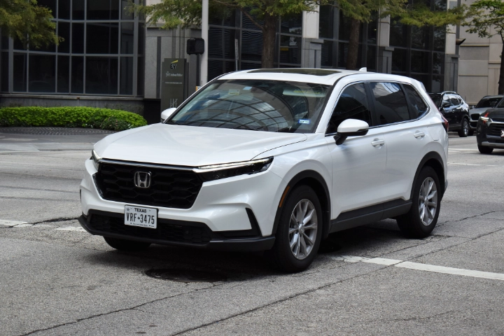 Honda vehicle service at RoKr Auto in Austin